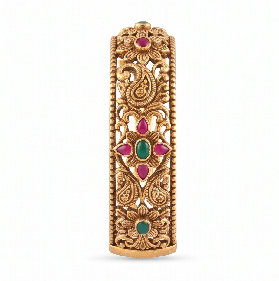 Antique Carved Earcuff